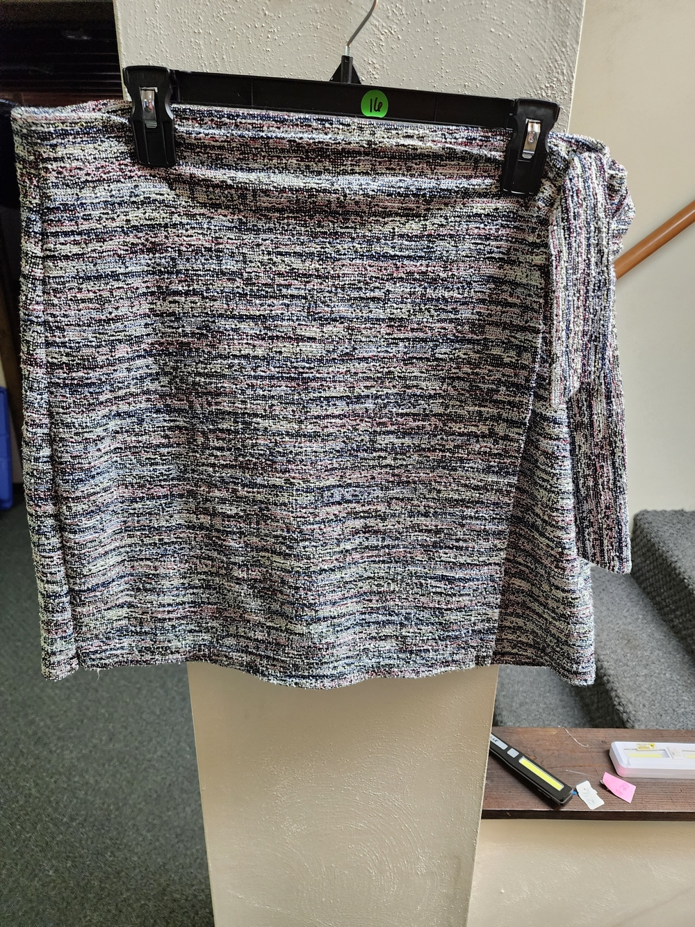 LOFT Sz L Multicolor Tweed Mini Skirt with Side Tie